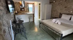 Stoneview Apartments - Image 2