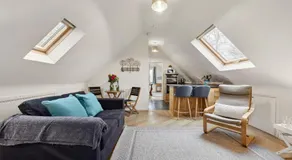 Beautiful Country Apartment, rated Exceptional - Image 3