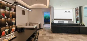 Journey Hotel - Image 3