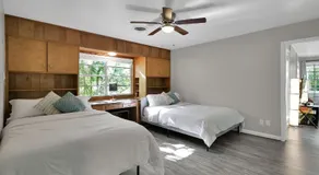 The Huge Home I Next 2 SHSU I Sleeps 16 I PingPong - Image 2