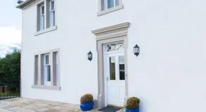 Balmeadowside Farmhouse with Hot Tub - Image 4