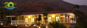 The 20s Resort - Image 2