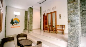 The Puncak Santhi Inn - Image 4