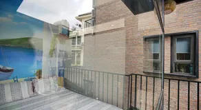 5 to 10 bedrooms houses - Image 5