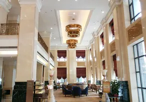 Garden Hotel - Image 2