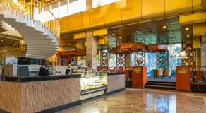 Rainbow Towers Hotel & Conference Centre - Image 5