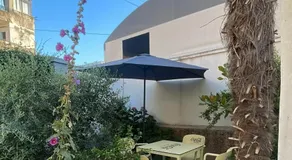Las Palmas Guesthouse - Image 4