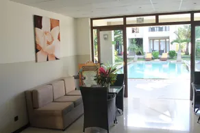 Grand Bay Suites - Image 4