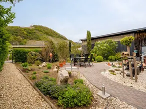 "moselblick" Modern Retreat - Image 4