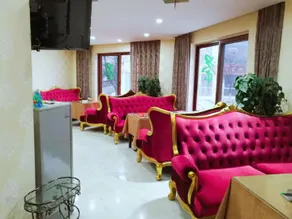 Three-person hotel - Image 4