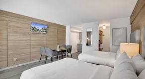 Coastal Two Double Suite with Kitchenette near the Beach - Image 2