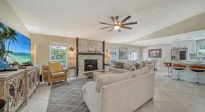 Beautiful Home - Oasis Backyard with Heat Pool - Image 4