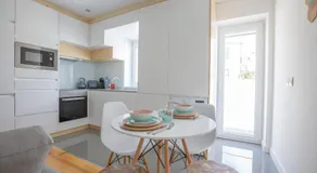 Porto Insight Apartments Campanha with Balcony and AC - Image 2