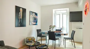 Historic Beziers flat with A C next to les Halles - Image 3