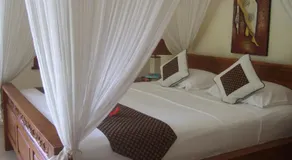Rumah Senang Guest House - Image 2