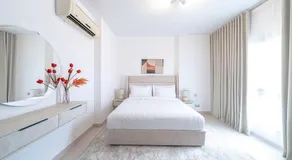 Mabaat-Executive 3BR-Emaar 562 - Image 2