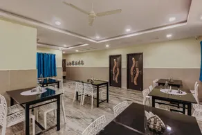 Goldhorn Hotels & Banquet Mehdipatnam Near St Ann's college - Image 4