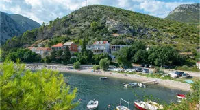 Luxurious Home In Trstenik - Image 5