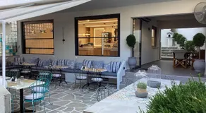 Hotel Sweet Home - Image 5