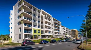 Sandcastle Apartments - Image 2