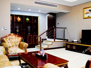 Huarong Business Hotel - Image 5