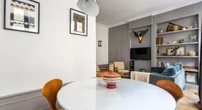 Curiosité - Furnished apartment - Downtown Lyon - Image 3