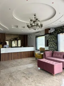 Grand View Hotel - Image 5