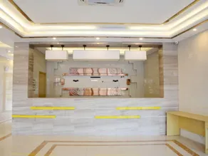 GreenTree Inn Taiyuan Wanbailin District West Bua Station Express Hotel - Image 2
