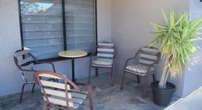 Warwick Vines Motel - Image 5