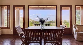 Spacious Mountain Villa - Image 4