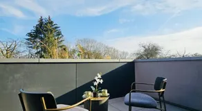 Spacious 3 bedroom with large terrace and parking-SHUT1 - Image 3