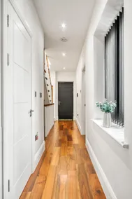 Elegant & Spacious House 3BR 3BA Balcony Patio - Image 4