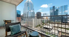 Kasa Lady Bird Lake Austin - Image 2