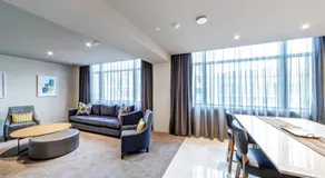 Distinction Dunedin Hotel - Image 2