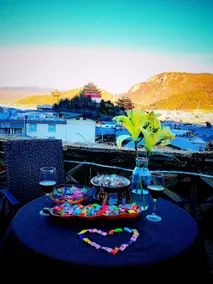 Shangri-La E-Outfitting Boutique Hotel - Image 4