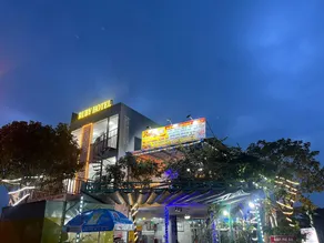 Ruby Hotel - Image 3