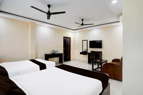 Townhouse Kapilatheertham Bus Terminal Tirumala - Image 2