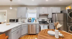 In-Unit Laundry Your Family and Friends Space - Image 5