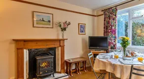 Finest Retreats - Glebe Cottage - Image 3
