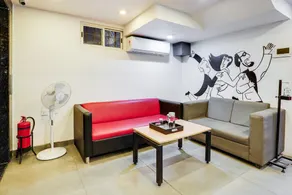 Townhouse BTM Layout Near Madiwala Lake Formerly Q Rooms - Image 4