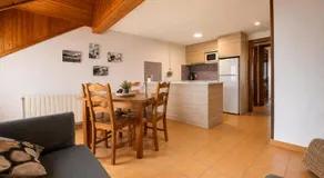 Hostal Rural Sant Climent - Habitacions i Apartaments - Image 5