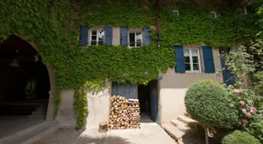 Le Clos Du Perret - Image 4