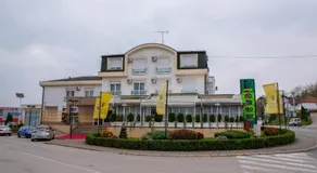 Hotel Integra - Image 5