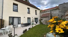 Jolie maison dans la forêt - Image 5