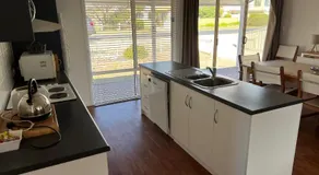 Elandra House - WiFi pet friendly outside - Image 4
