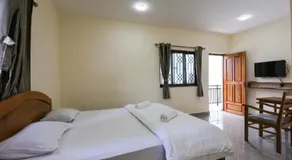 JJ Holiday Homes - Image 2