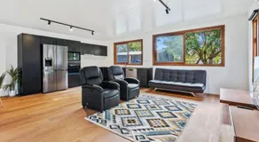 2 Bedroom Cottage with Lagoon pool & spa - Image 2