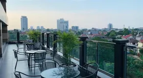 Apartement Exclusive Maqna Jakarta Kebon jeruk - Free Access Pool & Gym Facility & Free Wifi - Image 4