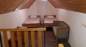 Guest House Wolf - Image 3