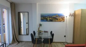 Living Sevilla Apartments Hércules - Image 3